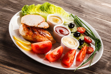 Roast chicken fillet and vegetables