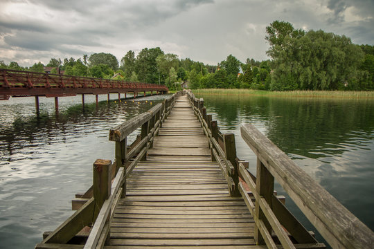 the swinging bridge over the lake