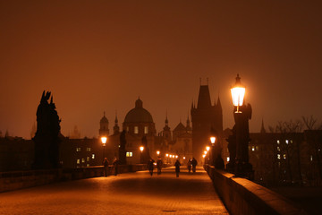 Obraz premium Dawn on Charles Bridge in Prague