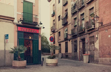 Fotobehang De straat in Madrid, Spanje. © Oleg Podzorov