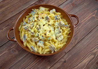 Baked pasta penne with mackerel