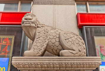 Naklejka premium Statue of lion-like creature Haechi on the street of Seoul
