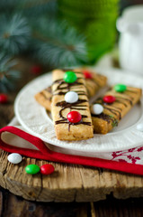 Christmas shortbread cookies with chocolate dragees