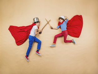 Children as superheroes © Halfpoint