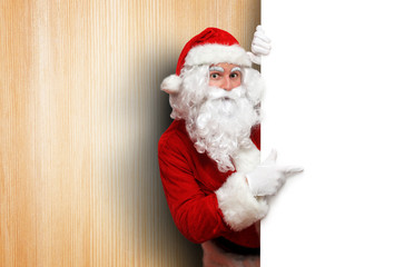 Leere Wand und Weihnachtsmann