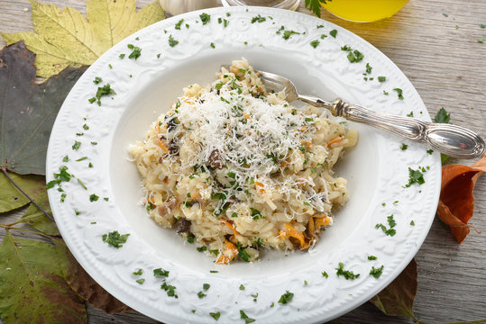 risotto profumo di bosco con funghi