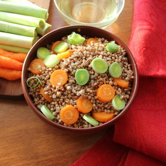 Buckwheat porridge with carrot and leek