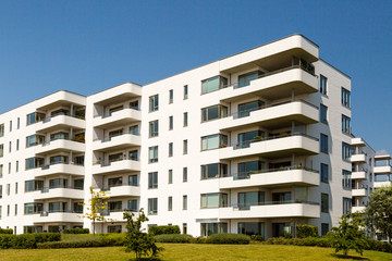 Contemporary residential building