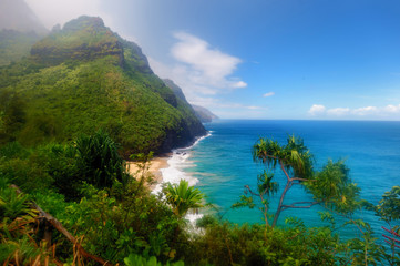 Fototapeta na wymiar Kalalau trail in Kauai, Hawaii