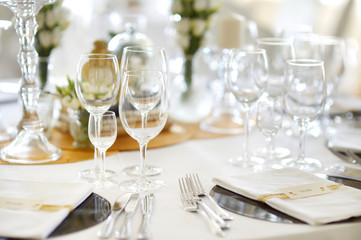 Obraz na płótnie Canvas Table set for an event party or wedding reception