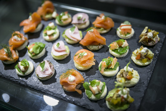 H&auml;ppchen und Finger Food  auf Buffet / Catering