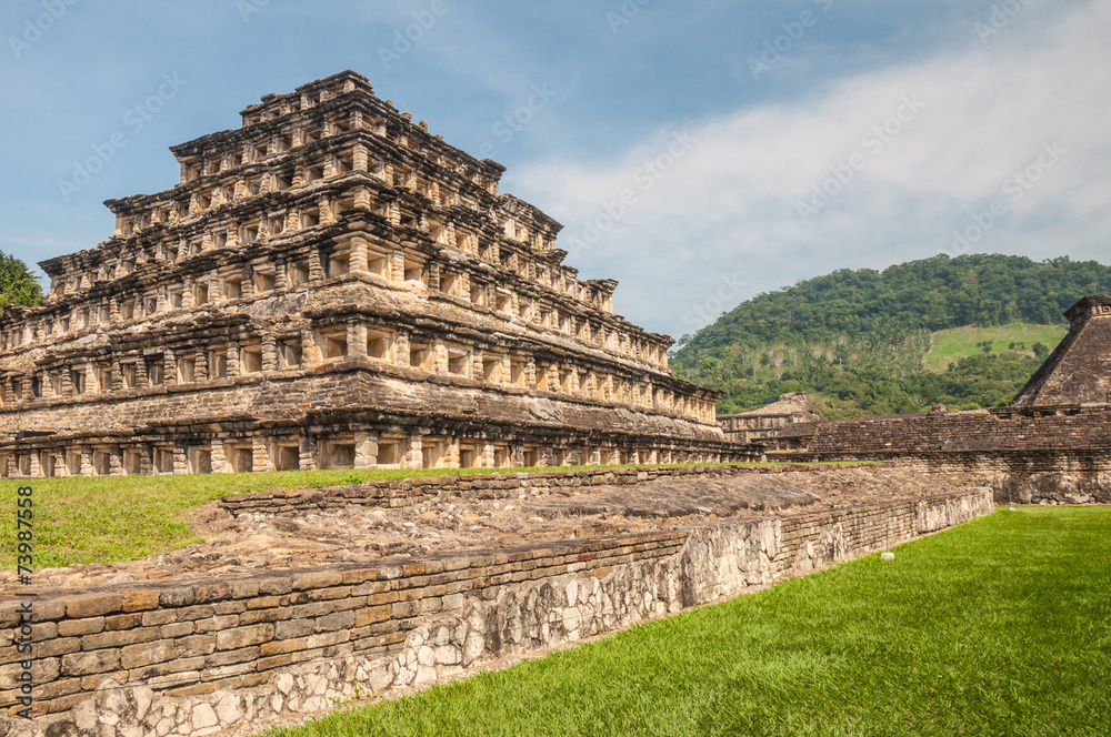 Wall mural Pyramid of the Niches, El Tajin, Veracruz (Mexico)