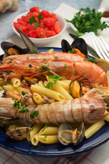 Penne allo scoglio
