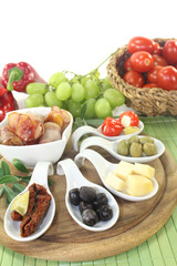 Tapas mit Schinkenspeck
