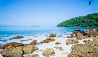 Fototapeta na wymiar beautiful island in thailand
