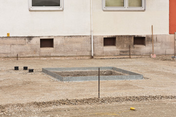 Baumscheibe - Stahlrahmen für einen Strassenbaum