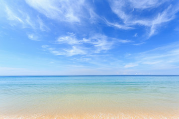 Fototapeta na wymiar Tropical beach and blue sky in Phuket, Thailand