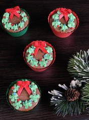 muffins in the form of a Christmas wreath