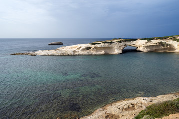 Fototapeta na wymiar Sardegna,monumento naturale di s'Archittu, Cuglieri (Or)