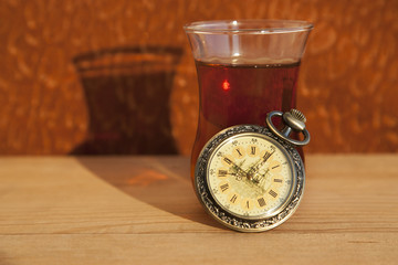 eight o'clock tea