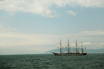 Fototapeta na wymiar vintage sailing ships on the high seas