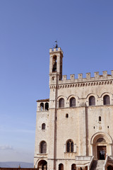 Fototapeta na wymiar Palazzo dei Consoli - Gubbio (Italien)