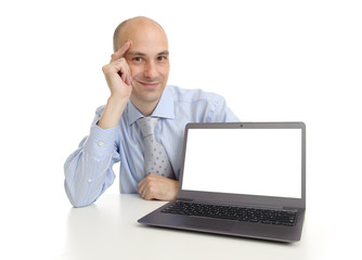 businessman presenting somenting on a laptop screen