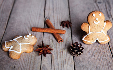Christmas food. Gingerbread man cookies in Christmas setting.