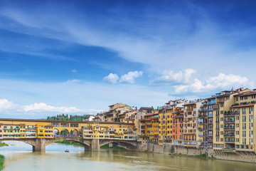 Fototapeta na wymiar Bridge Ponte Vecchio on Arno River, Florence, Italy