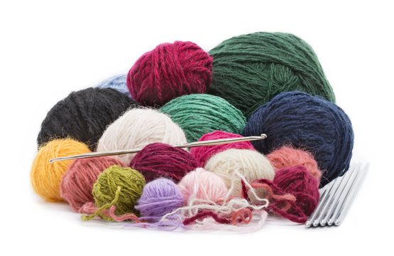 colored wool thread balls to crochet and knitting