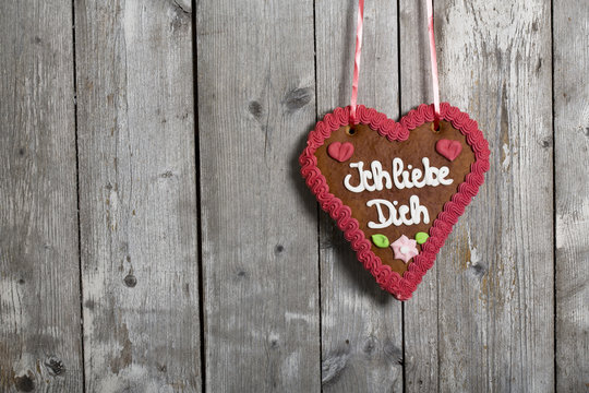 Lebkuchenherz, Studio