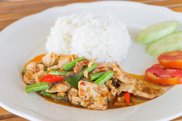 Chicken and cowpea fried with chillies , Thai food