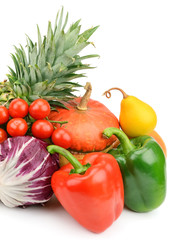 Naklejka na ściany i meble fruits and vegetables isolated on white background