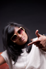 Obraz premium fly girl playing hip hop star