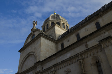 Fototapeta na wymiar cathedral in sibenik