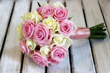 Wedding bouquet of fresh roses - 74122519