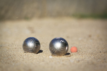 2 boules de pétanque