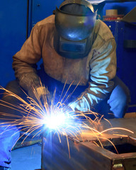 Schweißer bei der Arbeit