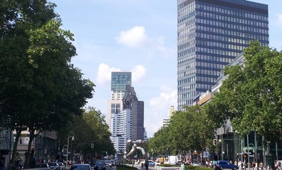 Obraz premium Berlin, Auf dem Weg zur Gedächtniskirche