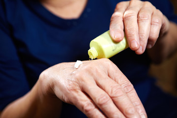 Anti aging cream for hands