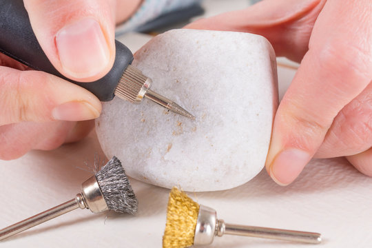 Engraving stone with rotary multi tool
