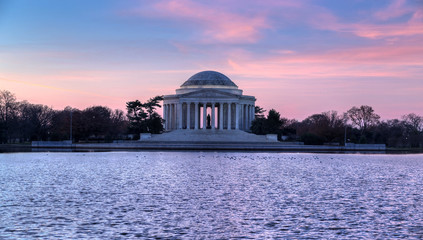 Washington, DC: Jefferson Memorial at sunrise