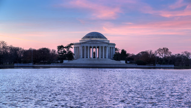 Washington, DC: Jefferson Memorial At Sunrise