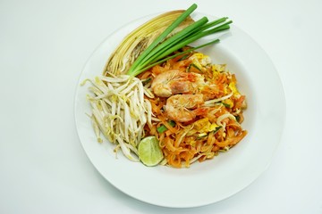 stir fried rice noodle with shrimp 003