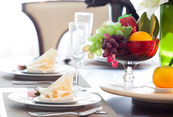 The beautiful artificial fruits in a basket and dish set for dec