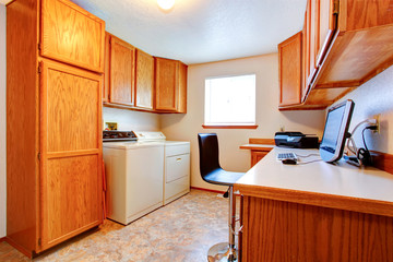 Office room with maple cabinets