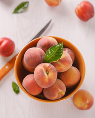 fresh peaches