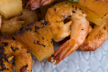 Skewer shrimp with pineapple