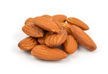 small pile of almonds