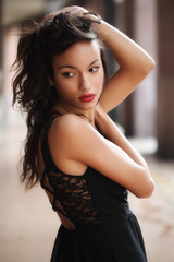 Fototapeta premium Ritratto di giovane ragazza. Outdoor